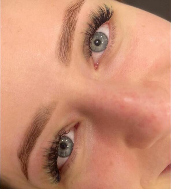 KURS STYLIZACJI RZĘS I i II STOPIEŃ