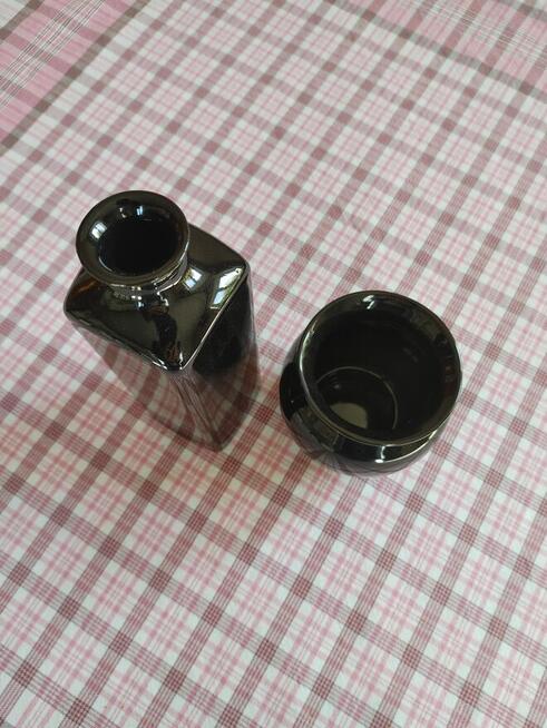 Wazoniki porcelanowe czarne szkliwione w kolekcji 2 szt