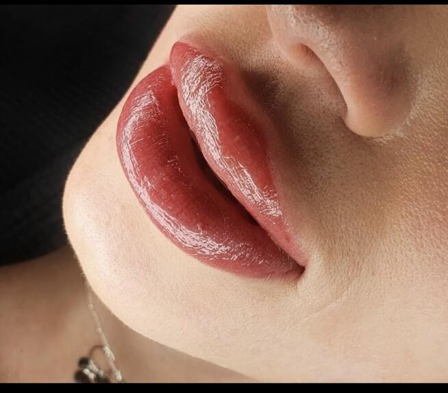 Szukam pracy kosmetyczka/lub inna