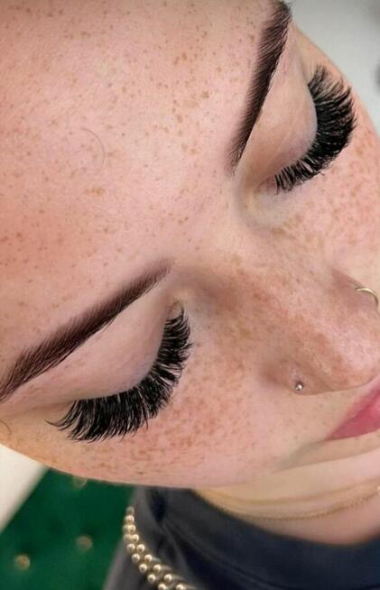 KURS STYLIZACJI RZĘS I i II STOPIEŃ