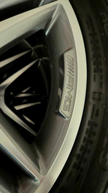 4 sztuki Mercedes AMG Felgi 18 z Oponami Nokian
