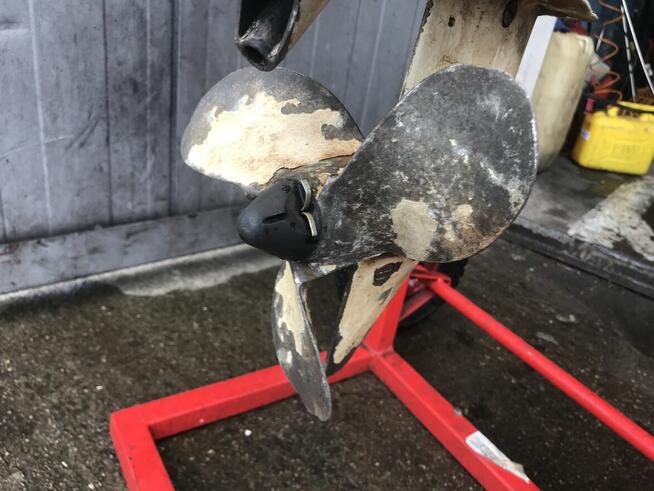 Silnik zaburtowy Johnson 25 km 2 takt L