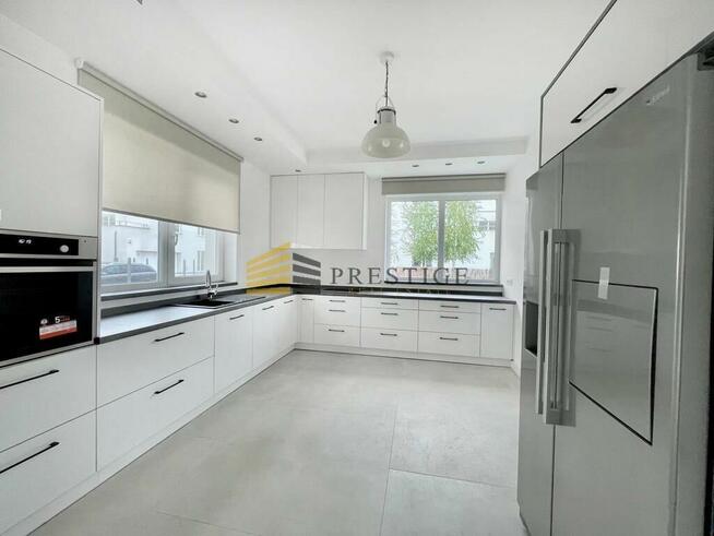 Luksusowy dom wolnostojący - salon 6m!