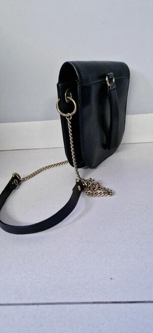 Torebeczka na złotym łańcuszku ZARA