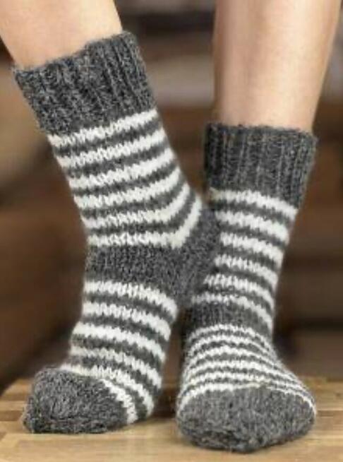 Wełniane skarpety z owczej skóry