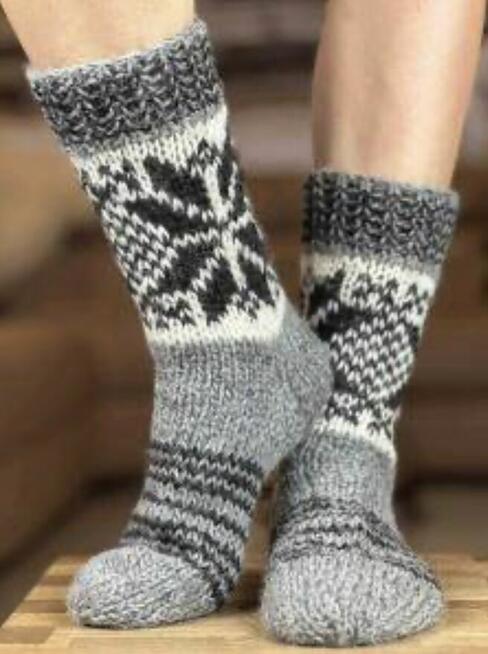 Wełniane skarpety z owczej skóry