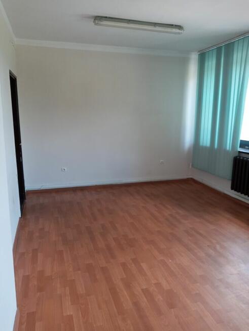 PKS S.A. w Kłodzku wynajmie pomieszczenie biurowe 19,25 m2