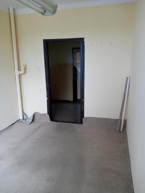 PKS S.A. w Kłodzku wynajmie pomieszczenie biurowe 10,53 m2