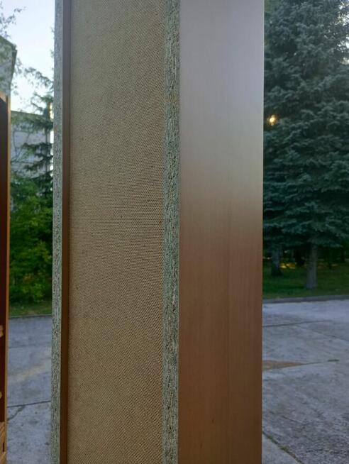 Słupek regał regały z regulowanymi półkami do szkół biur