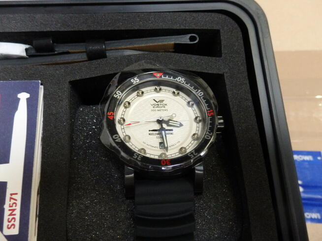 Syndyk sprzeda - zegarki oraz akcesoria