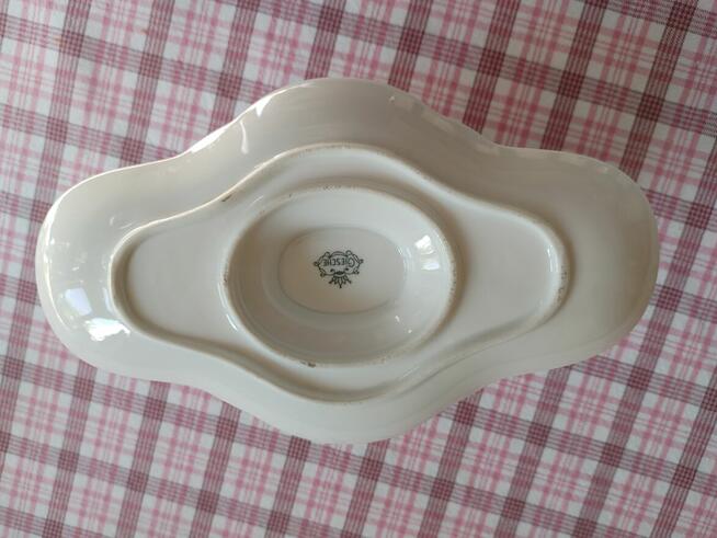Sosjerka antyczna z białej porcelany Giesche