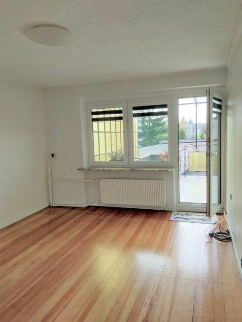 Dom wolnostojący ,garaże, hala usługowa