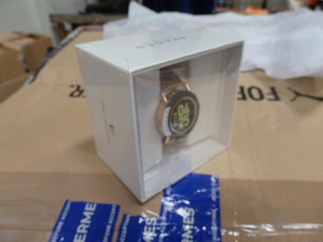 Syndyk sprzeda - zegarki oraz akcesoria