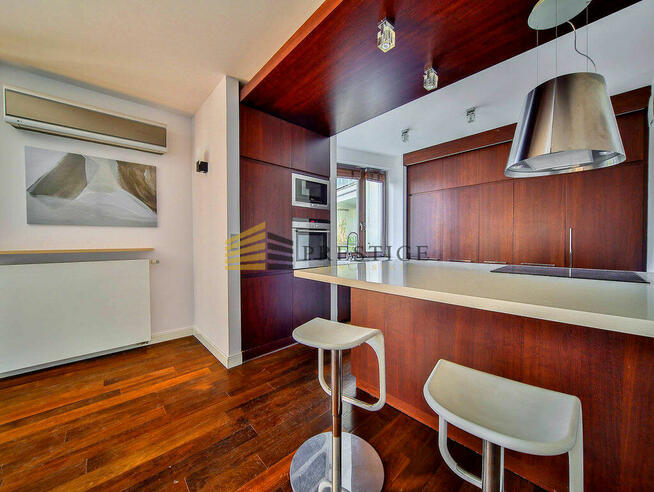 Wynajmę Apartament na Powiślu 131 m2 - 4 pokoje