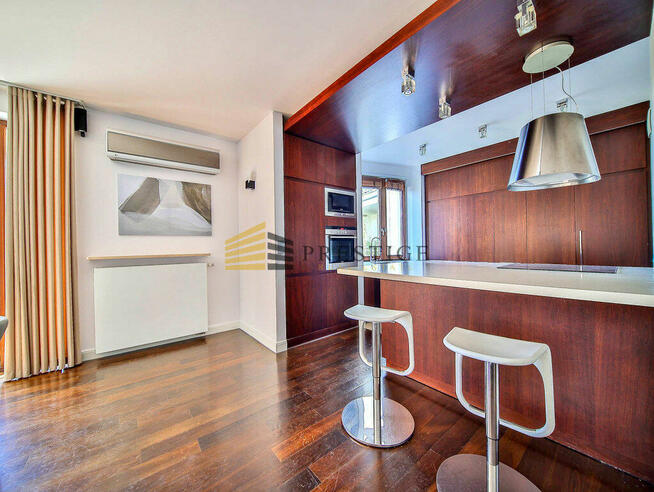 Wynajmę Apartament na Powiślu 131 m2 - 4 pokoje