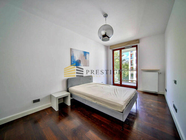 Wynajmę Apartament na Powiślu 131 m2 - 4 pokoje