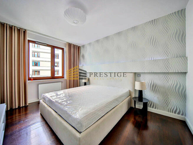 Wynajmę Apartament na Powiślu 131 m2 - 4 pokoje