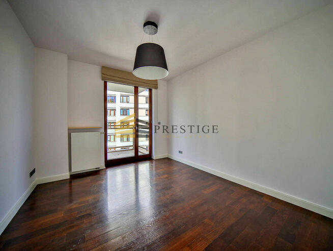 Wynajmę Apartament na Powiślu 131 m2 - 4 pokoje