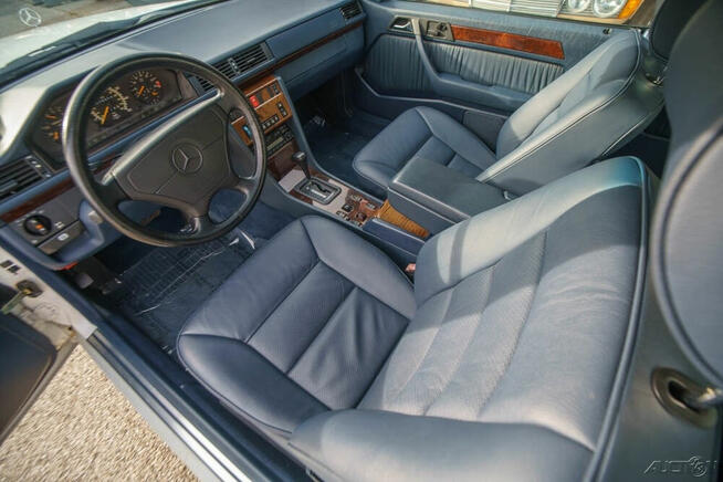 1994 Mercedes-Benz E320 Cabriolet