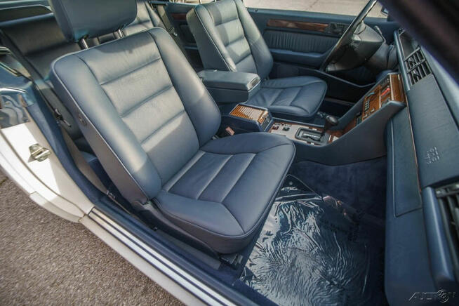 1994 Mercedes-Benz E320 Cabriolet