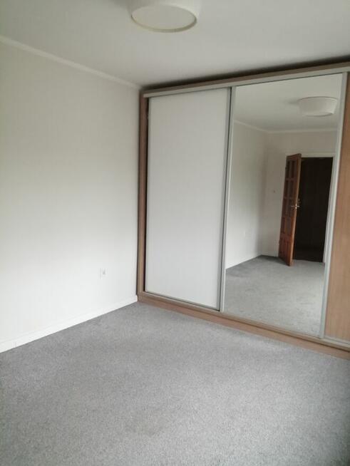 Dom wolnostojący ,garaże, hala usługowa