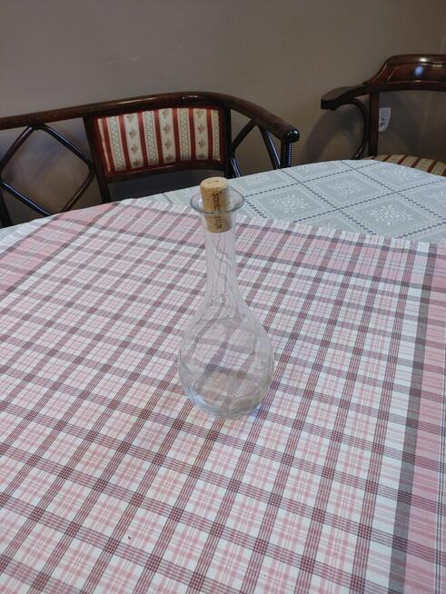 Karafka szklana ze szlifem roślinnym – okres międzywojenny