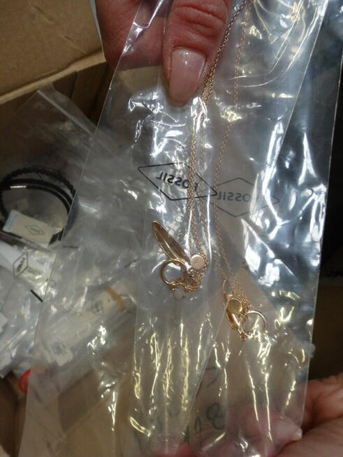 Syndyk sprzeda - zegarki oraz akcesoria