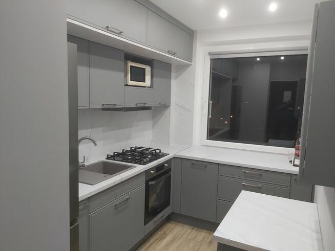 Montaż składanie mebli z paczek IKEA AGATA CASTORAMA LEROY J