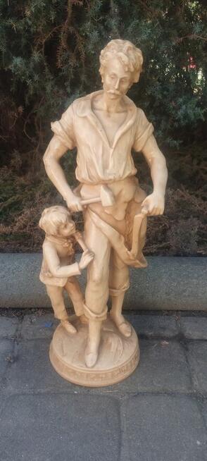 Figury kobiety -mezczyzna wykonane z masy