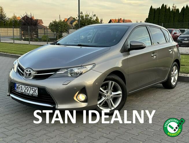 Toyota Auris NAVI*Kamera*Cofania*Czujniki*Parkowania*Podgrzewane*Fotele*Serwis*ASO*