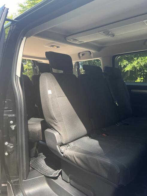 Wynajem busa z dodatkowym wyposażeniem