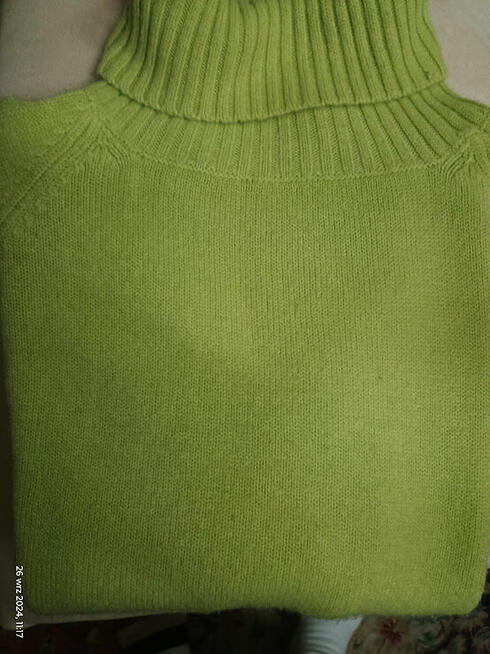 Zielony golf , rozmiar M