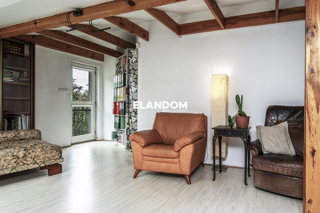 Urokliwy dom z dużym ogrodem Pruszków