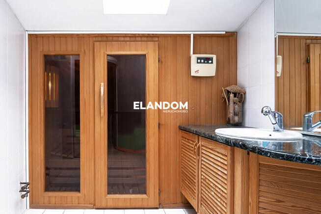 Urokliwy dom z dużym ogrodem Pruszków