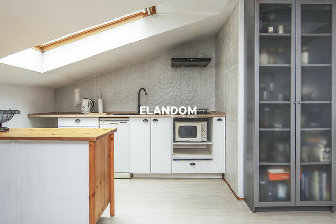 Urokliwy dom z dużym ogrodem Pruszków