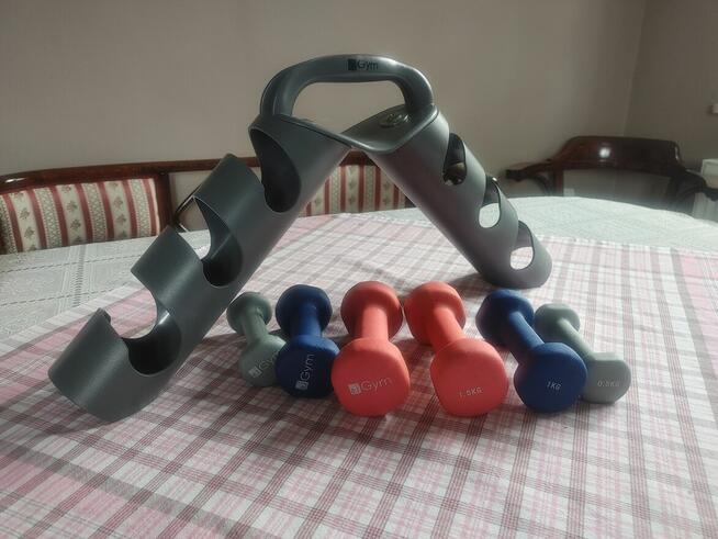 Zestaw hantelek żeliwnych 6 kg w stojaku