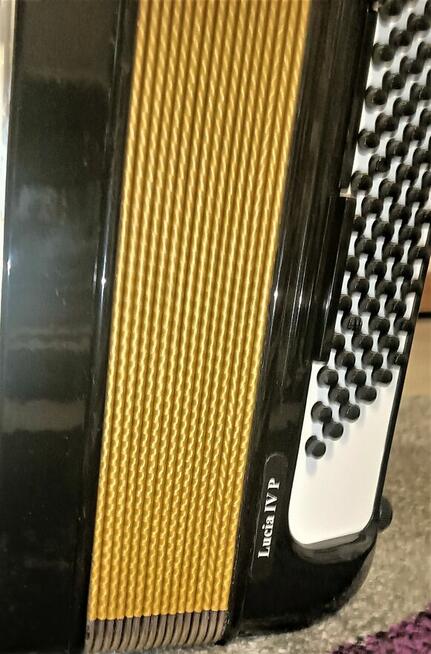 Akordeon Hohner Lucia IV P