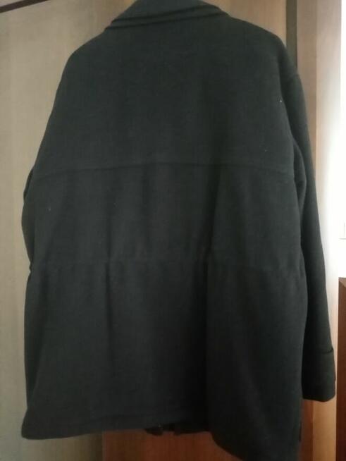 Kurtka męska w bardzo dobrym stanie.