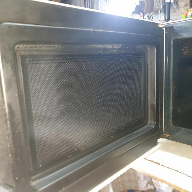 Kuchenka mikrofalowa Samsung ME733K