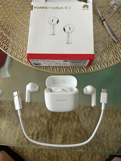 Sprzedam słuchawki Huawei.