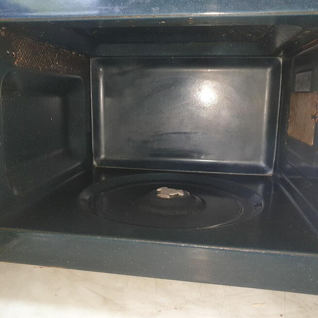 Kuchenka mikrofalowa Samsung ME733K