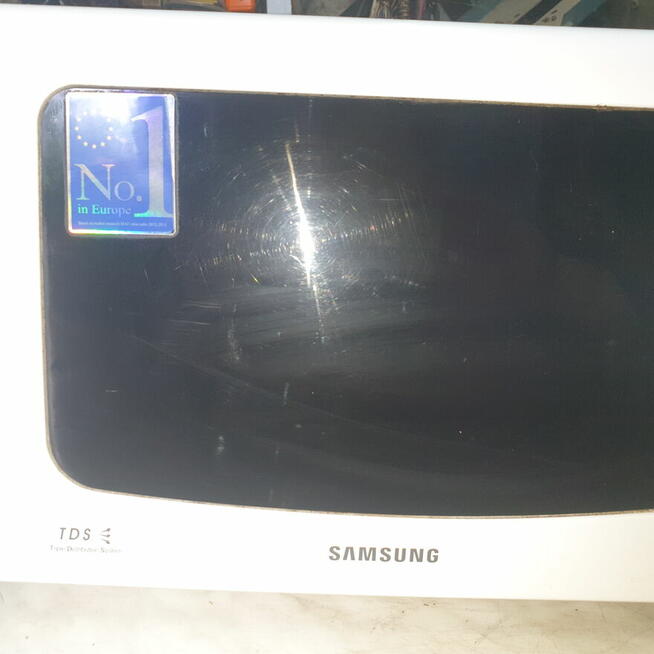 Kuchenka mikrofalowa Samsung ME733K