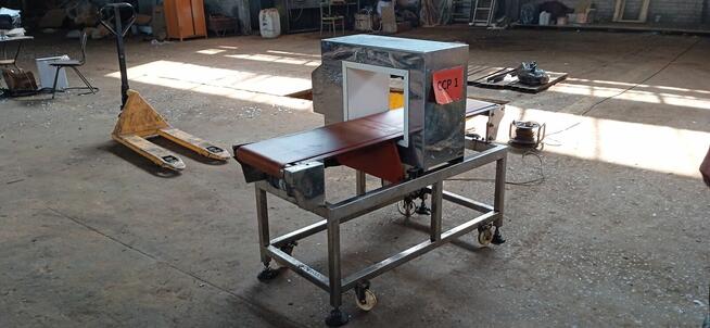 Detektor wykrywacz metali Cofpack DM 400/300