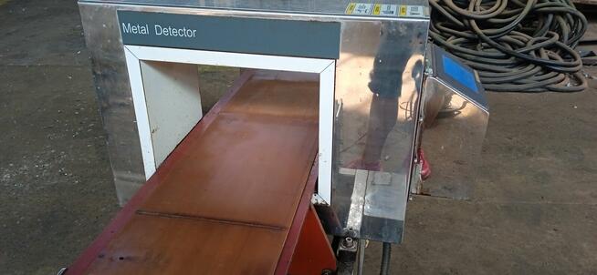 Detektor wykrywacz metali Cofpack DM 400/300