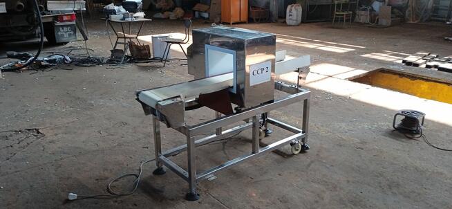 Detektor wykrywacz metali Cofpack WM 300/250