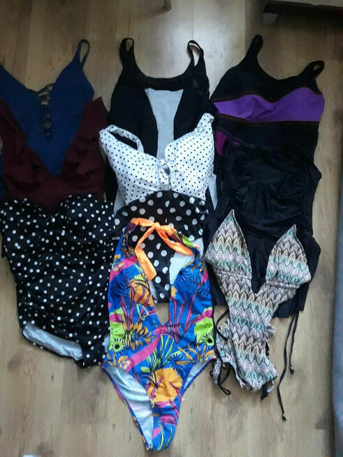 Duza paka strojów kąpielowych S/XXL