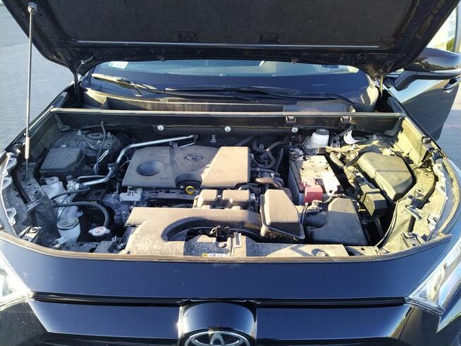 Toyota RAV4 2022 super auto cena do negocjacji