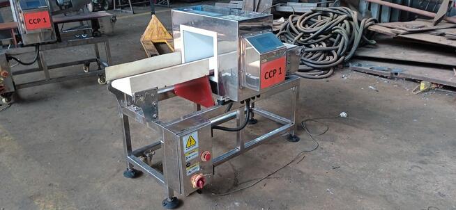 Detektor wykrywacz metali Cofpack WM 300/250
