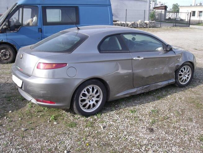 Alfa Romeo GT 1.9 Diesel 150 KM 2004 r. na części