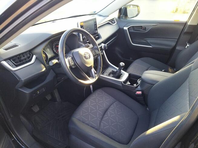 Toyota RAV4 2022 super auto cena do negocjacji